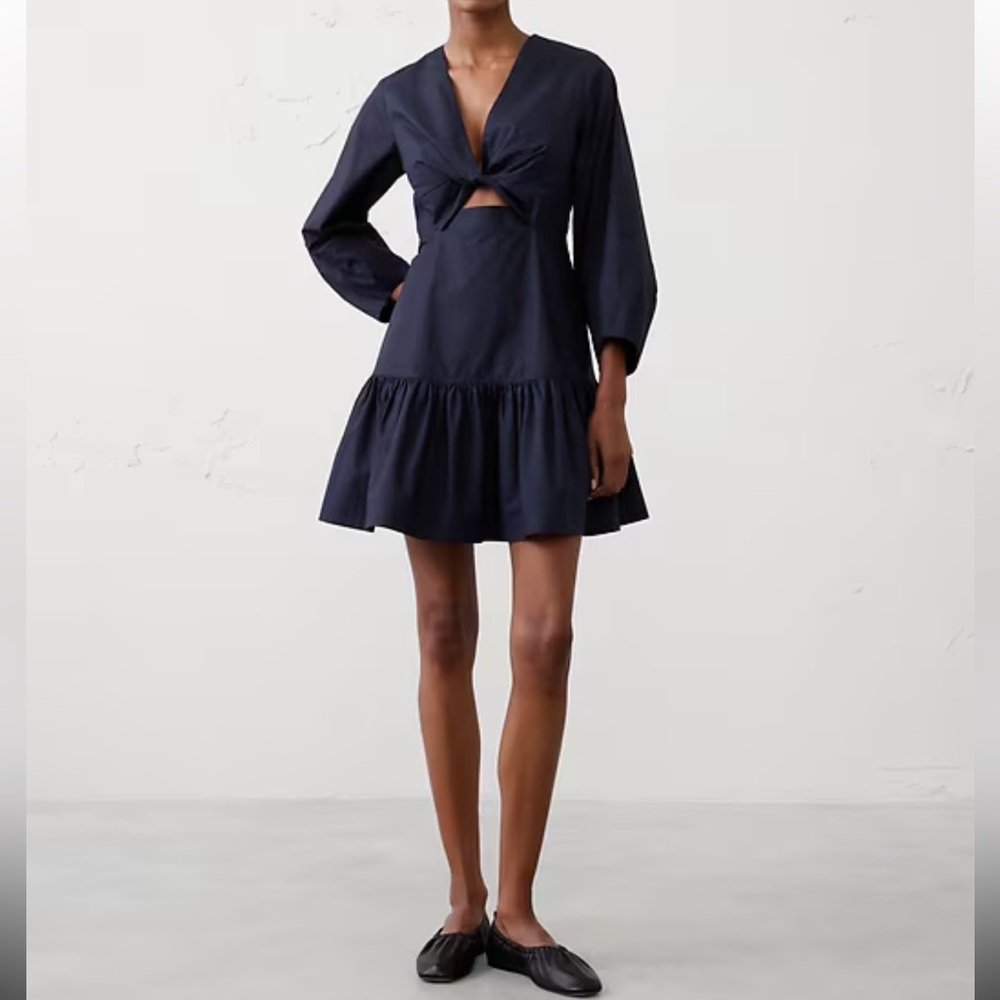 🆕 Banana Republic 100% cotton Poplin Twist mini dress in navy blue